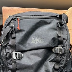 REI Co-op trail 25 women pack